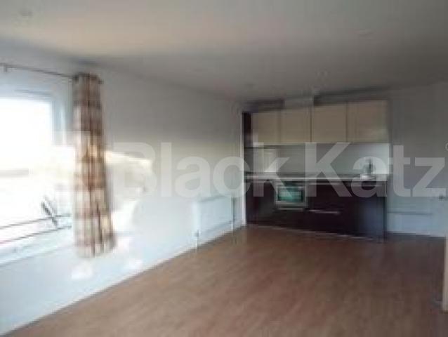 			New Instuction, 2 Bedroom, 1 bath, 1 reception Flat			 Sheborne Street, Islington