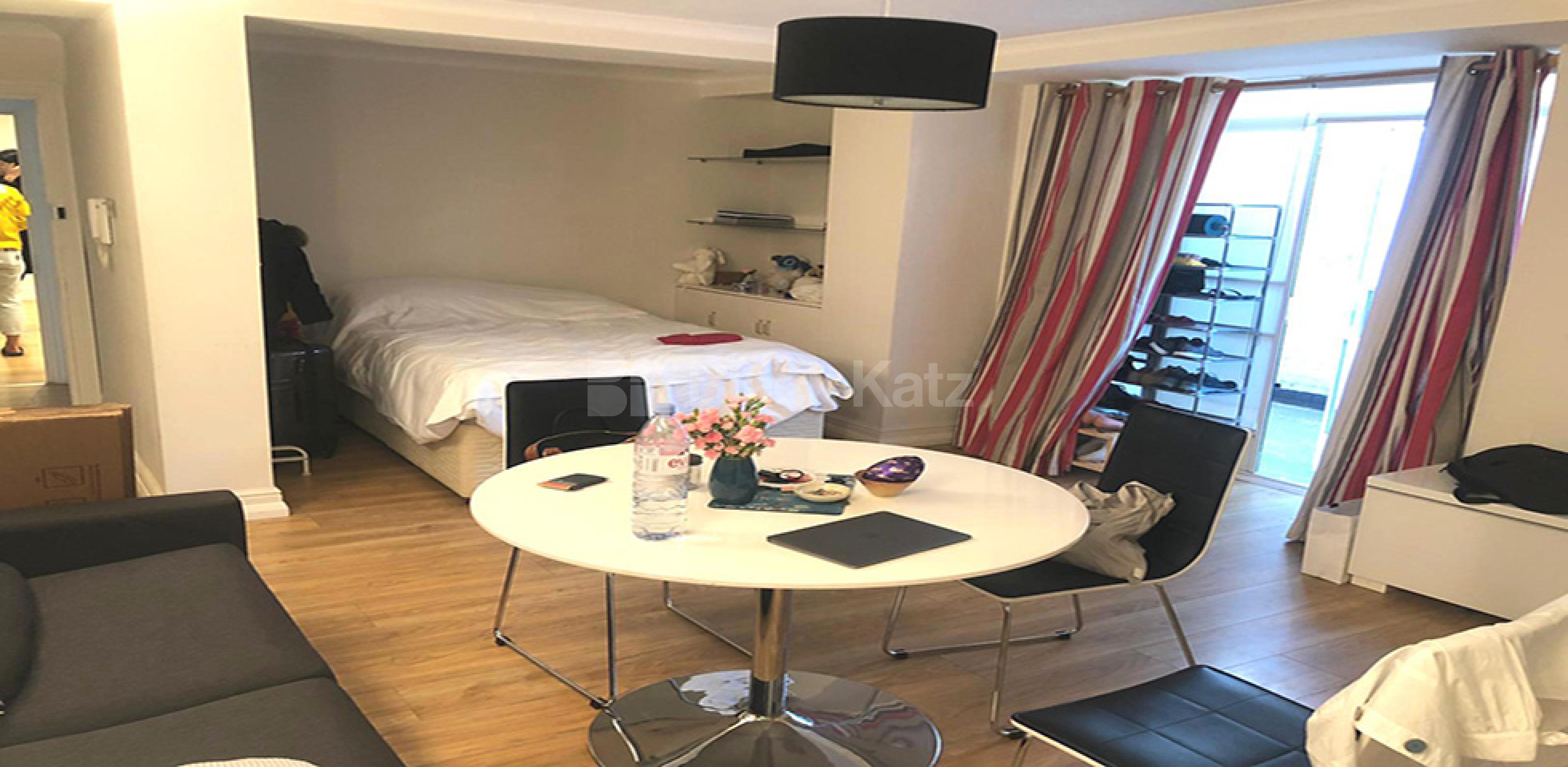 			** RENT INCLUDES COUNCIL TAX & WATER**, Studio Apartment, 1 bath, 1 reception Studio			 Park Road, REGENTS PARK NW1