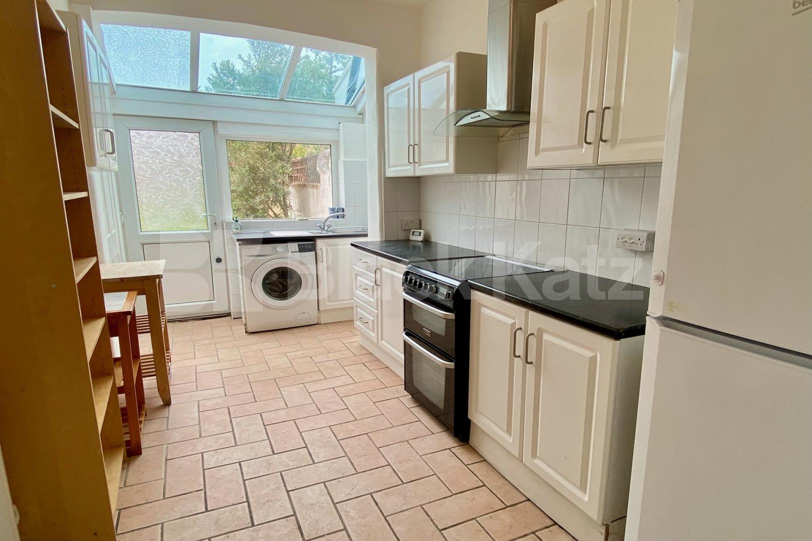 Period house offering 1250 Sq. Ft. of living & entertaining space  Porden Road, Brixton