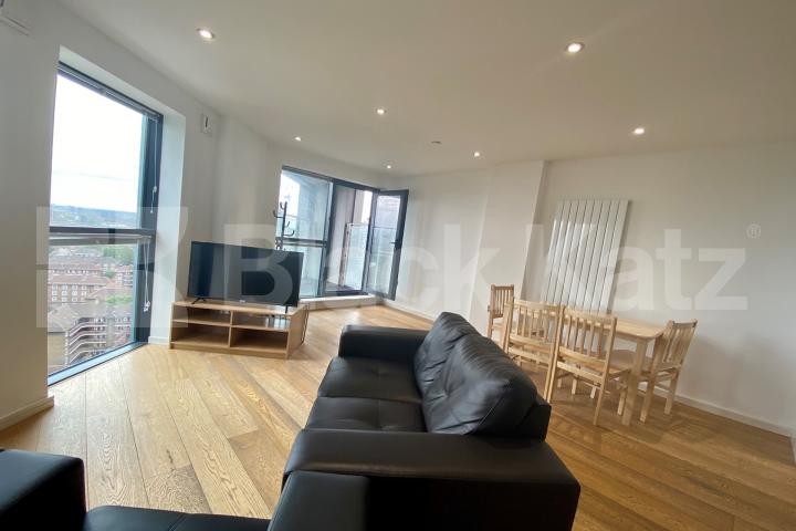 Stunning views of the cityscape The Pioneer Building  Newington Causeway, Borough / Elephant Castle