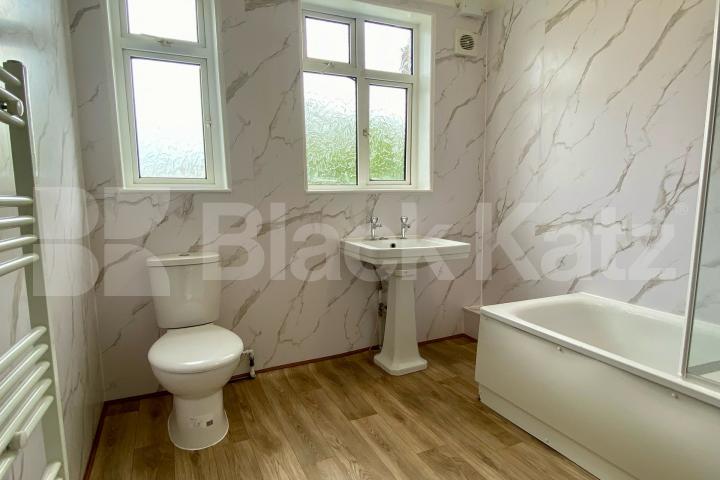 Period house offering 1250 Sq. Ft. of living & entertaining space  Porden Road, Brixton