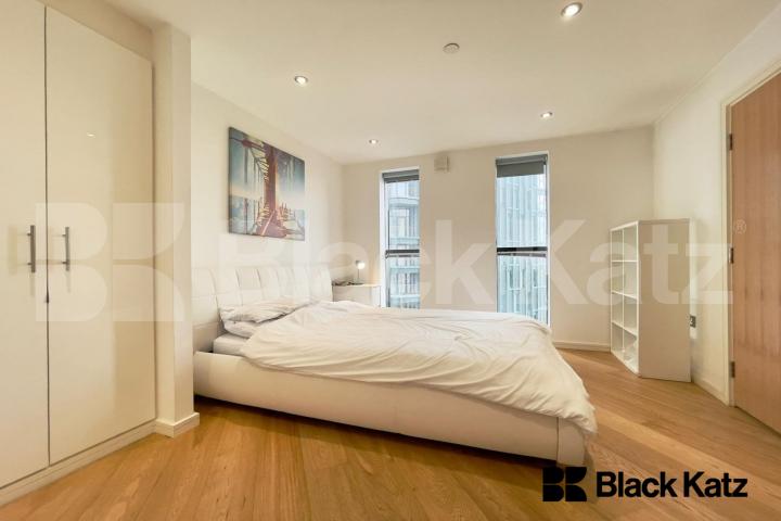 Superbly located with stunning views of the cityscape  The Pioneer Building  Newington Causeway, Borough