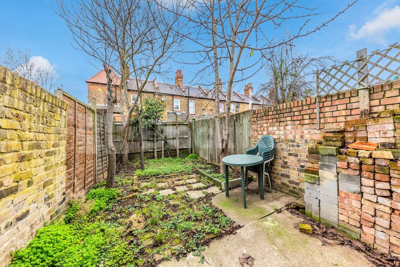 Lovely 1 bedroom with access to a private garden Morley Avenue , Wood Green / Noel Park
