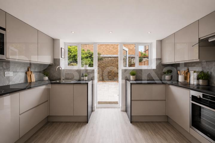 Stunning Six Bedroom House with Three Bathrooms & Private Garden Pakeman Street , Holloway