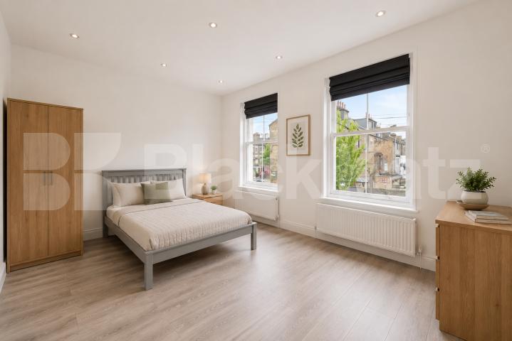 Stunning Six Bedroom House with Three Bathrooms & Private Garden Pakeman Street , Holloway