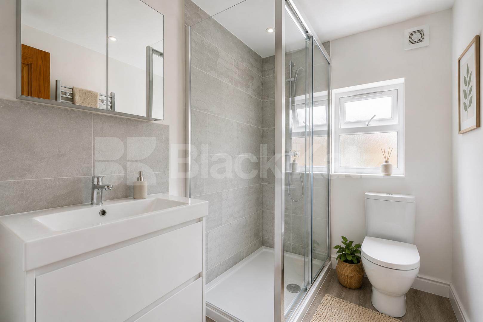 Stunning Six Bedroom House with Three Bathrooms & Private Garden Pakeman Street , Holloway