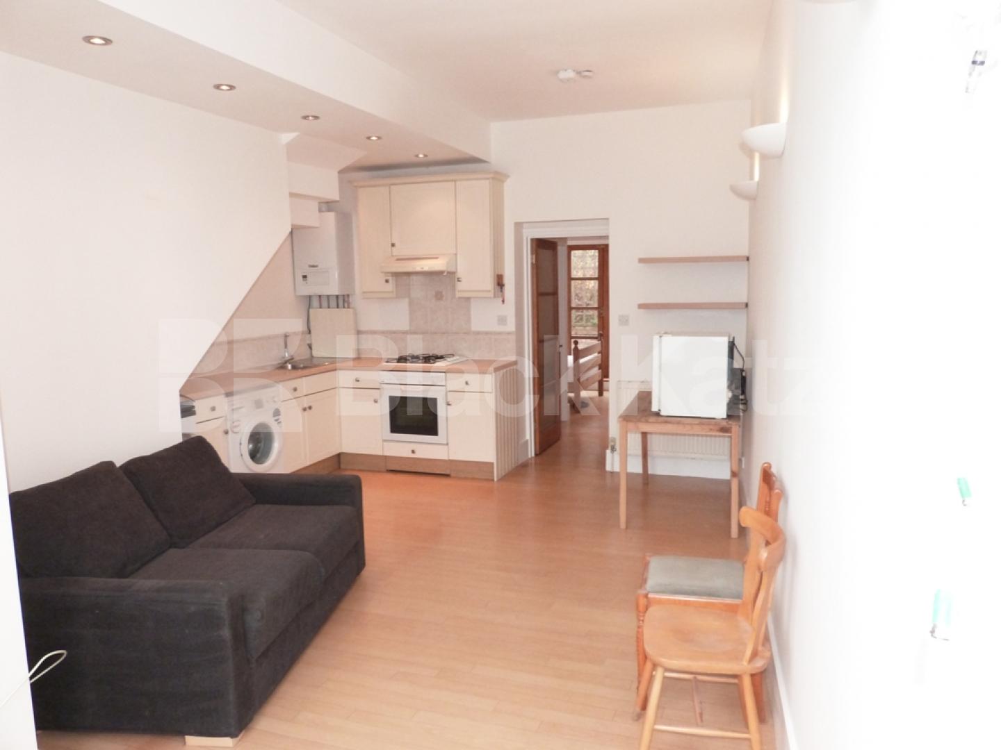 			1 Bedroom, 1 bath, 1 reception Flat			 Pages Lane, Muswell Hill