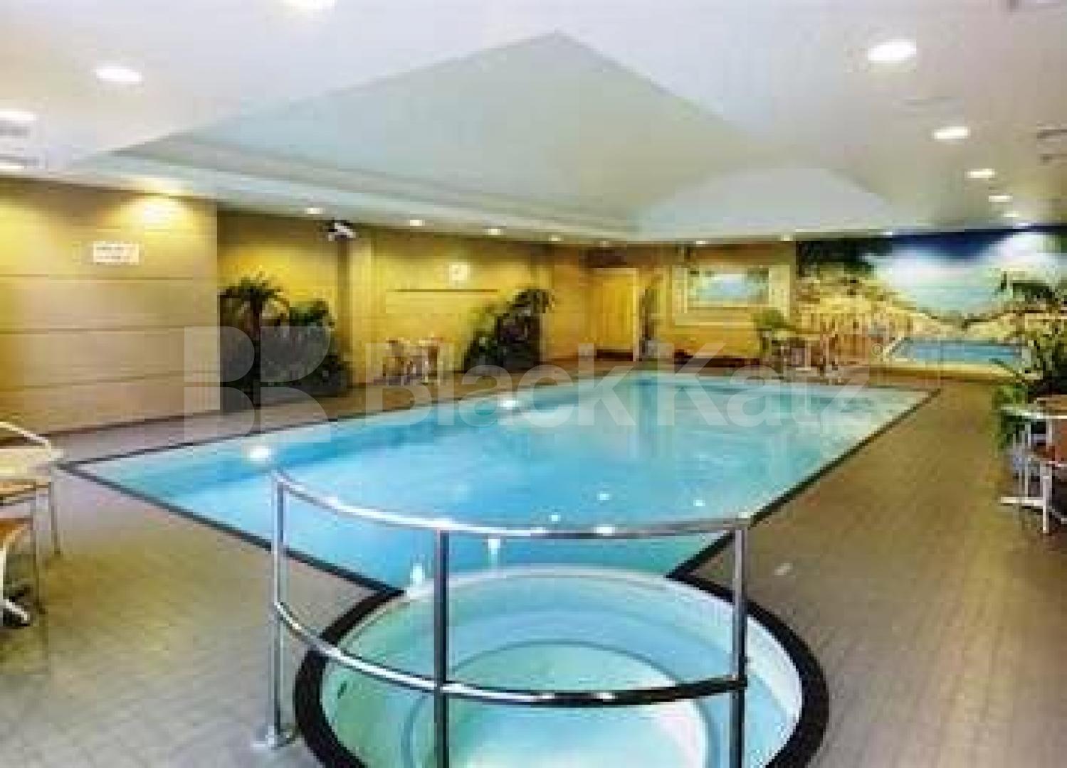 			NEW INSTRUCTION!, 3 Bedroom, 1 bath, 1 reception Flat			 Palgrave Gardens, BAKER STREET / REGENTS PARK