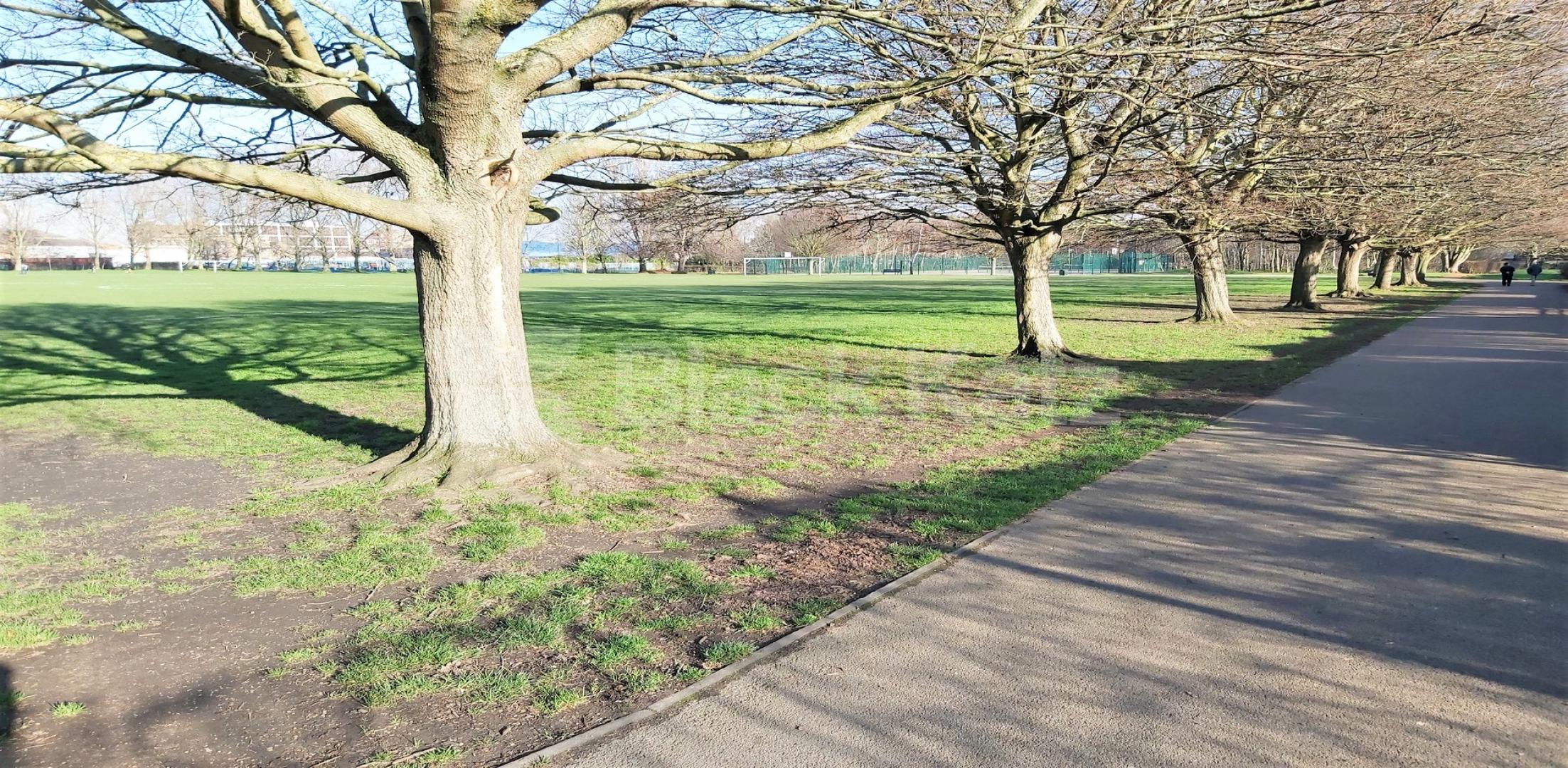 			GAS, WATER and ELECTRICITY INCLUDED, Studio Apartment, 1 bath, 1 reception Ground Floor Flat			 Wilkinson Way, ACTON CENTRAL