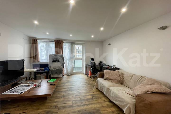 			1 Bedroom, 1 bath, 1 reception Apartment			 Wolseley Street, Shad Thames 
