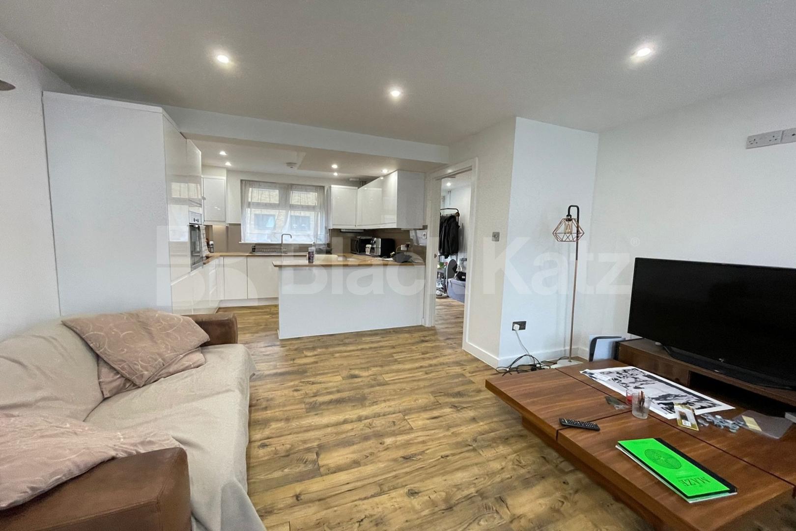 			1 Bedroom, 1 bath, 1 reception Apartment			 Wolseley Street, Shad Thames 
