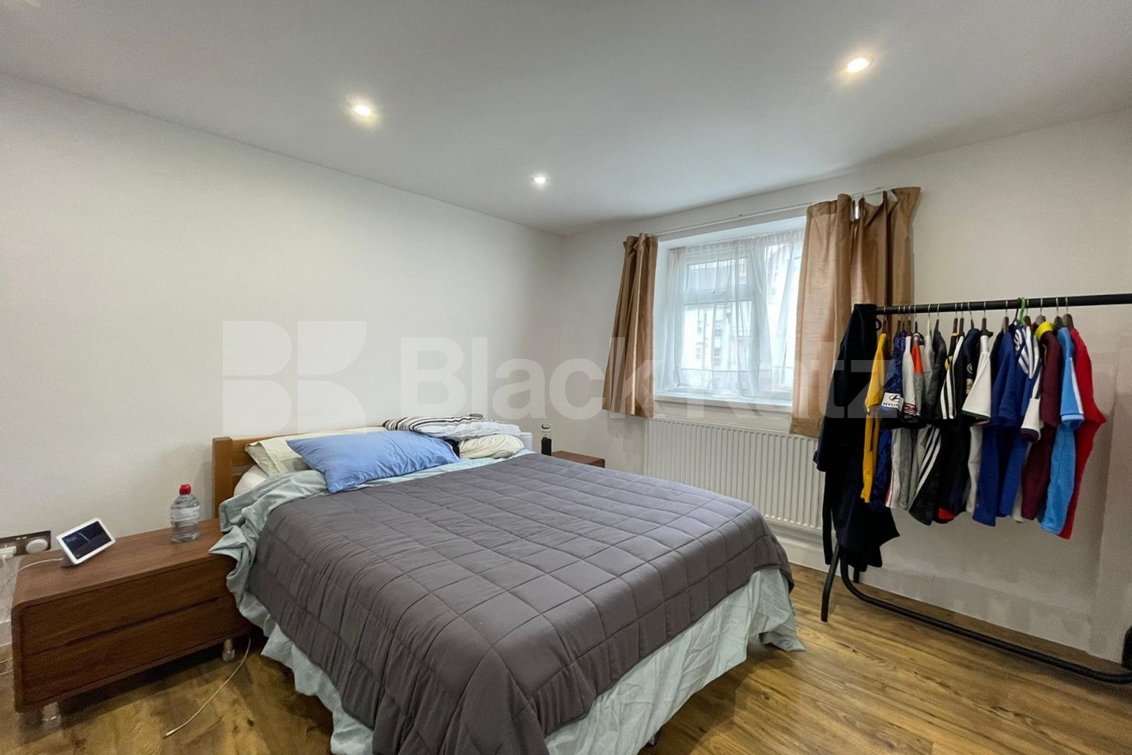 			1 Bedroom, 1 bath, 1 reception Apartment			 Wolseley Street, Shad Thames 
