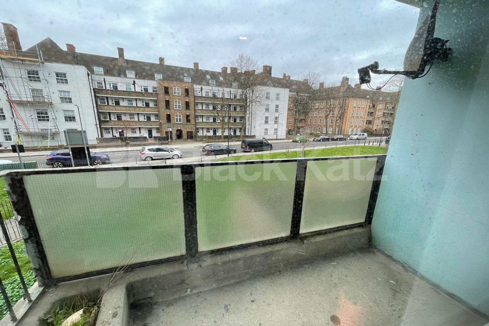			1 Bedroom, 1 bath, 1 reception Apartment			 Wolseley Street, Shad Thames 