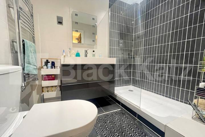 Contemporary warehouse style apartment with exposed brick work and wood floors Pensbury Place, Clapham Old Town