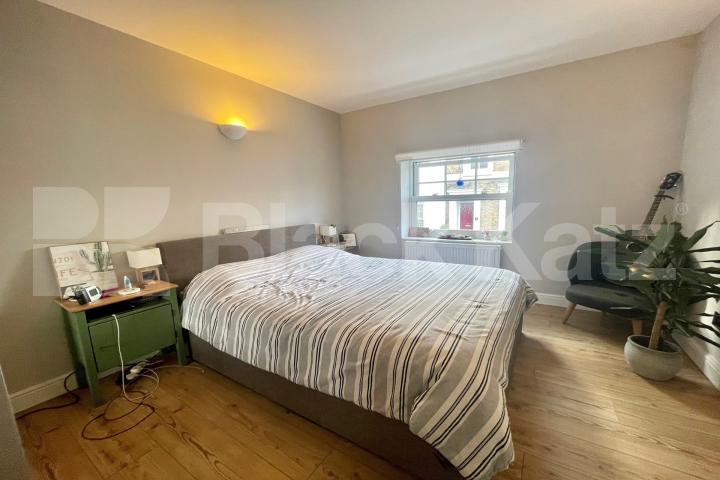 Contemporary warehouse style apartment with exposed brick work and wood floors Pensbury Place, Clapham Old Town