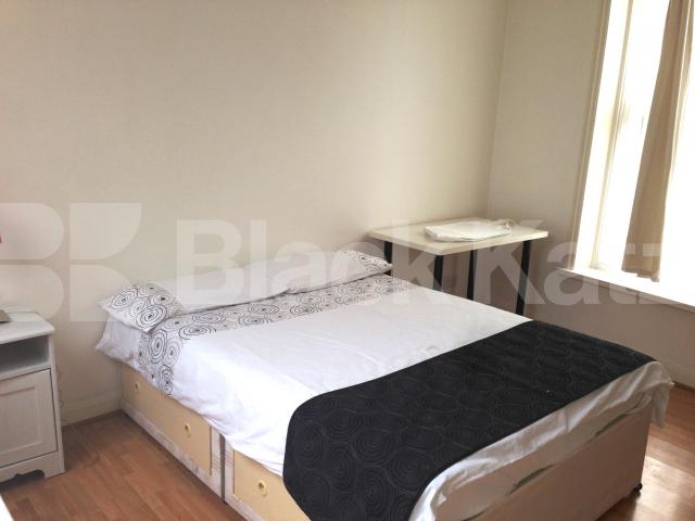 			new instruction, Studio Apartment, 1 bath, 1 reception Flat			 Belmont Street, CAMDEN / CHALK FARM