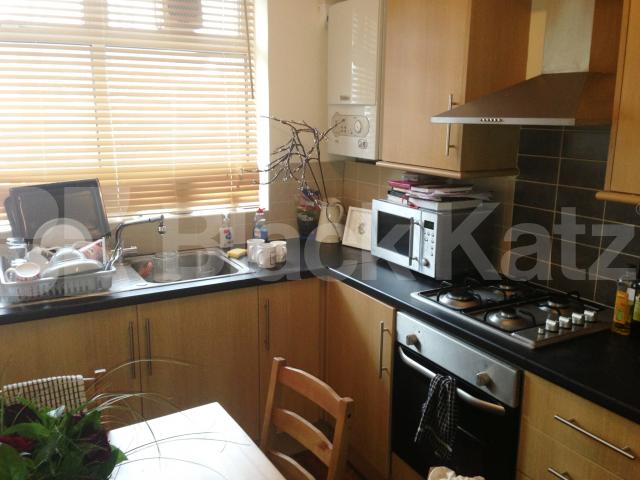 			New Instruction!, 1 Bedroom, 1 bath, 1 reception Flat			 St Pancras Way, Camden