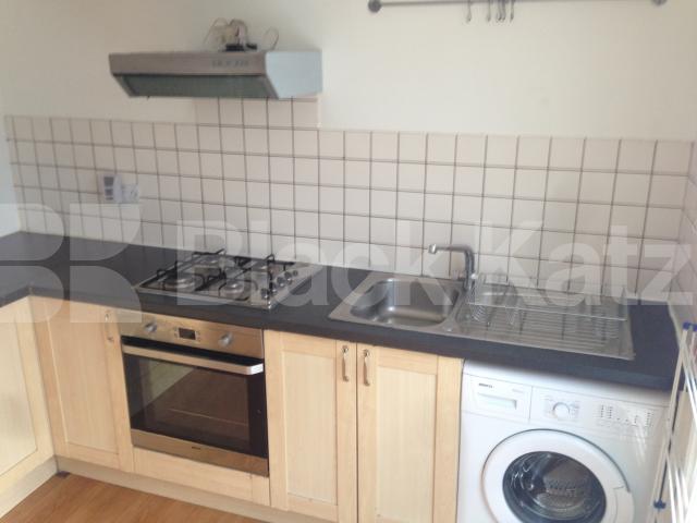 			NEW INSTRUCTION, 3 Bedroom, 1 bath, 1 reception Flat			 Wightman Road, FINSBURY PARK