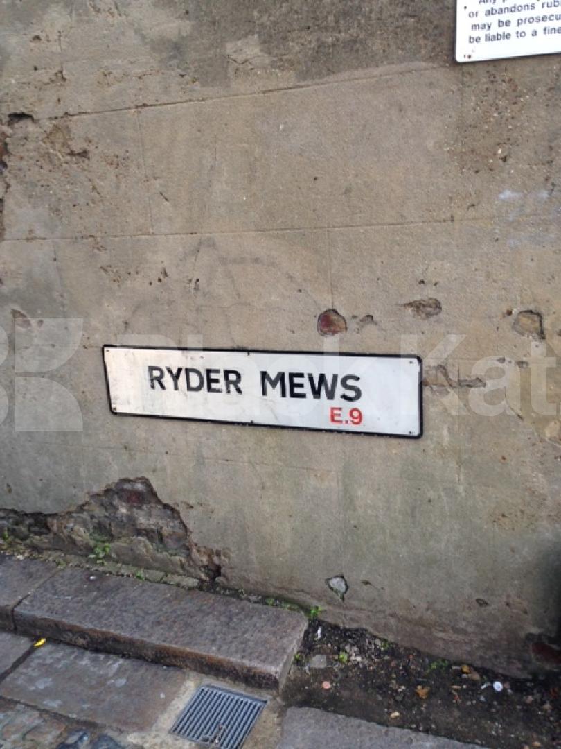 			New Instruction, 3 Bedroom, 1 bath, 1 reception Mews House			 Ryder Mews, Hackney Clapton