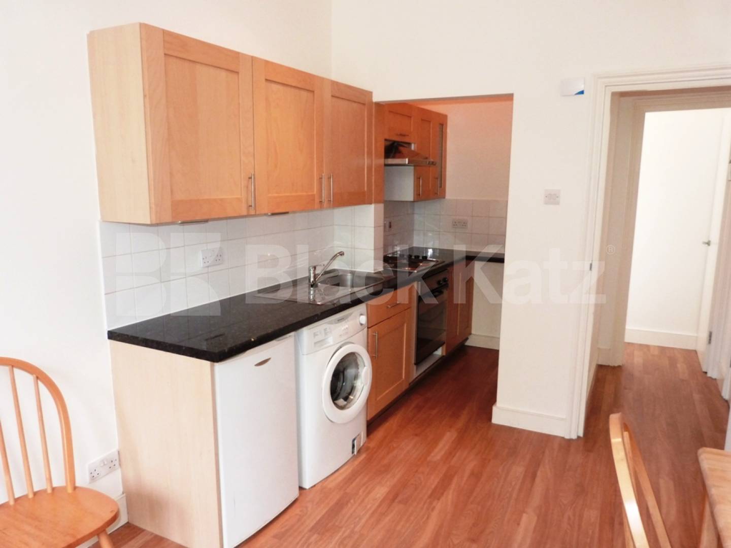 			1 Bedroom, 1 bath, 1 reception Flat			 High Street, Crouch End