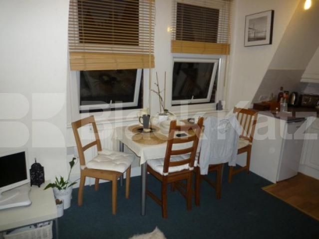 			1 Bedroom, 1 bath, 1 reception Flat			 Tottenham Lane, CROUCH END