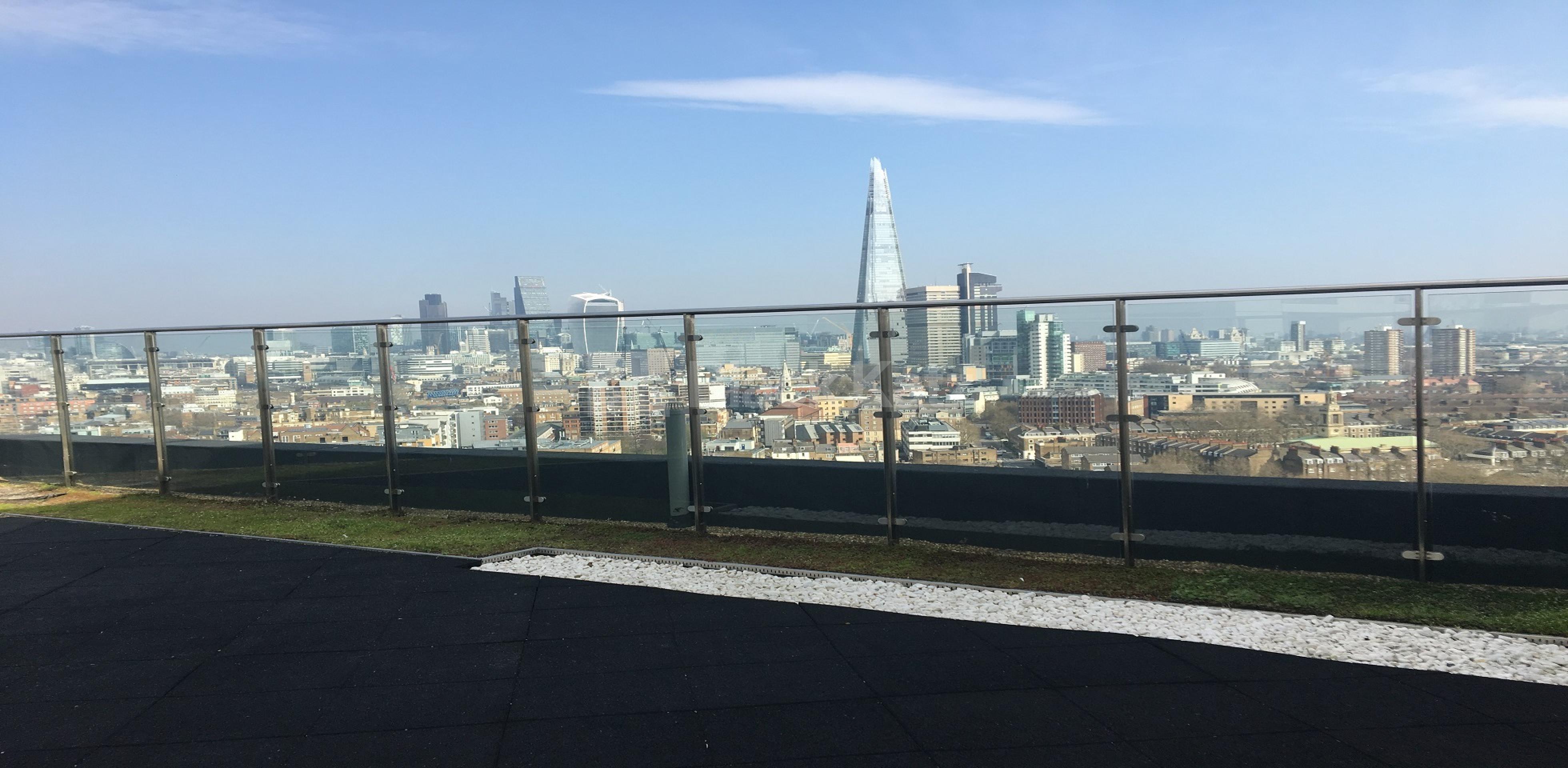 Stunning views of the London skyline The Pioneer Building  Newington Causeway, Borough/Elephant And Castle SE1