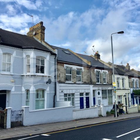 			3 Bedroom, 1 bath, 1 reception Maisonette			 Plough Road, Clapham Junction