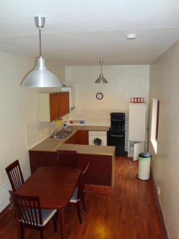 			NEW INSTRUCTION, 2 Bedroom, 1 bath, 1 reception Flat			 Portobello Road, LADBROKE GROVE