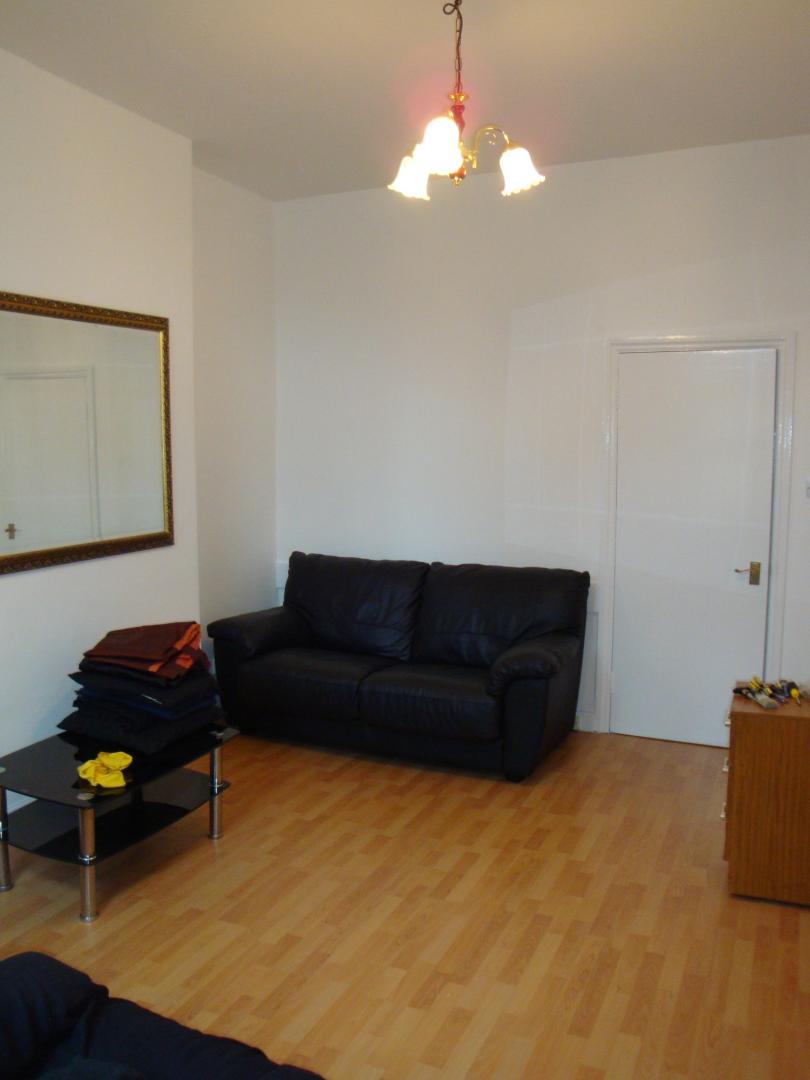 			NEW INSTRUCTION, 2 Bedroom, 1 bath, 1 reception Flat			 Portobello Road, LADBROKE GROVE