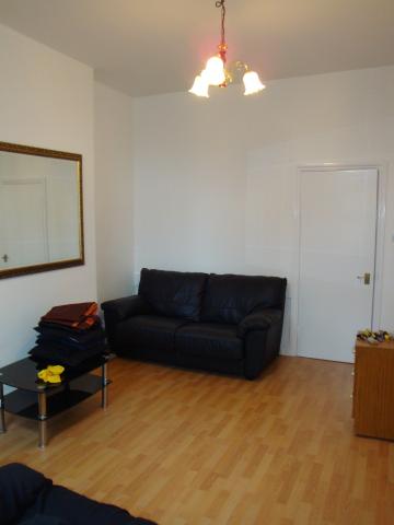 			NEW INSTRUCTION, 2 Bedroom, 1 bath, 1 reception Flat			 Portobello Road, LADBROKE GROVE