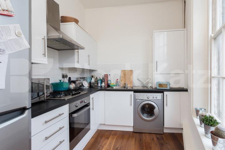 			NEW INSTRUCTION!, 1 Bedroom, 1 bath, 1 reception Flat			 Malden Road, KENTISH TOWN