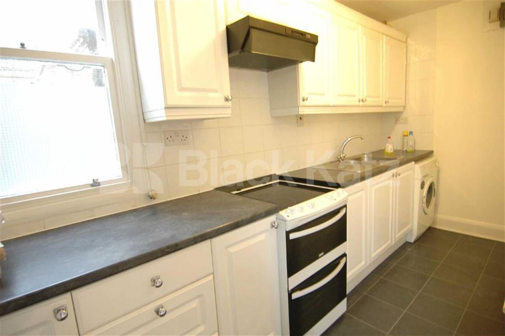 			NEW INSTRUCTION, 3 Bedroom, 1 bath, 1 reception Flat			 Hillmarton Road, HILLMARTON CONSERVATION