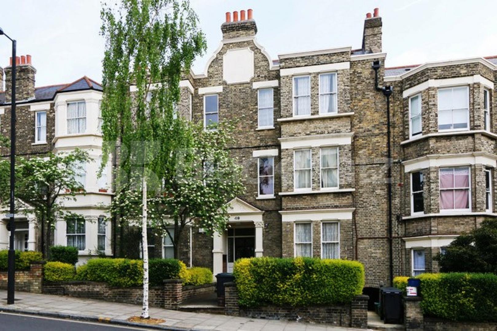 			1 Bedroom, 1 bath, 1 reception Flat			 Dartmouth Park Hill, Dartmouth Park