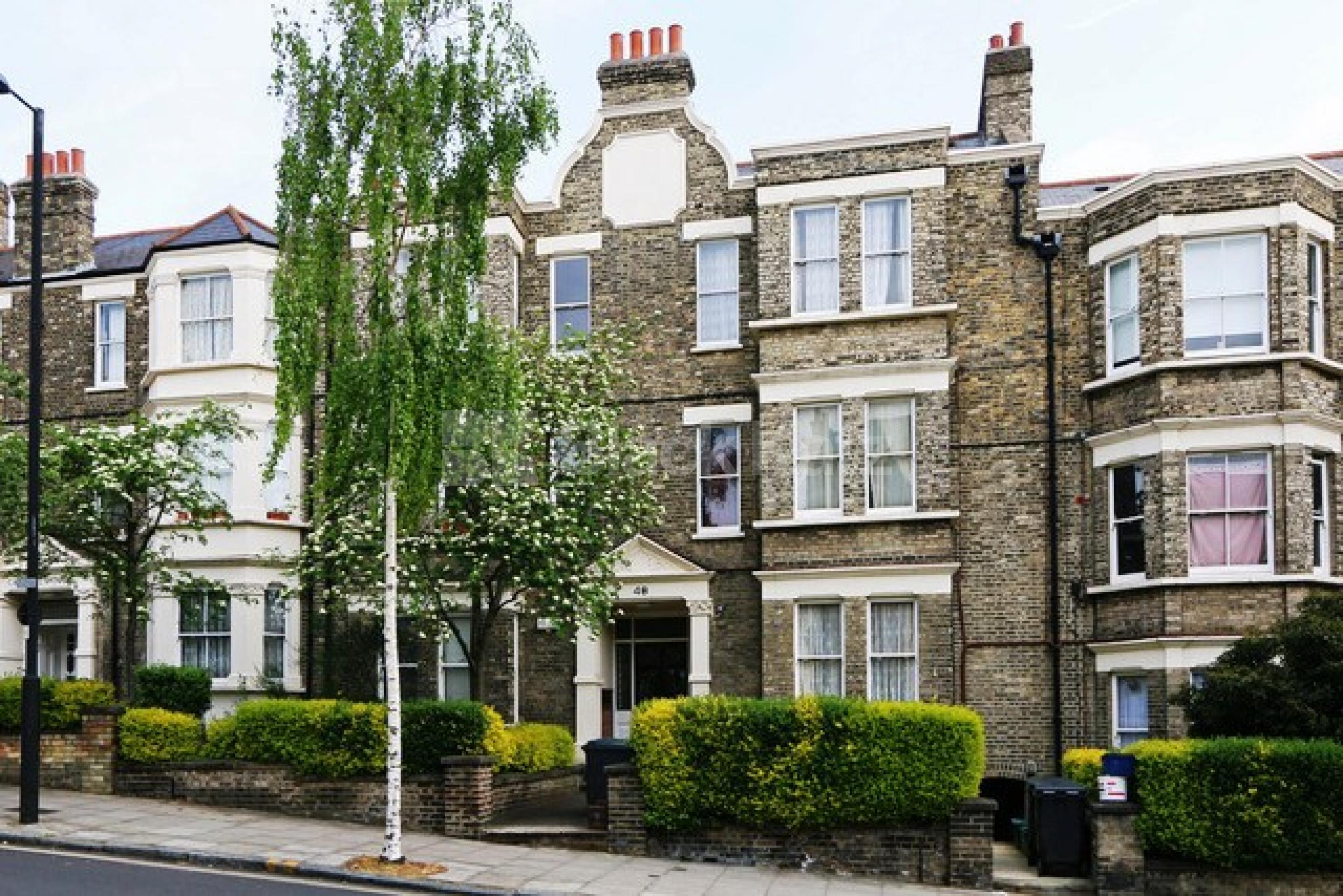 			1 Bedroom, 1 bath, 1 reception Flat			 Dartmouth Park Hill, Dartmouth Park NW5