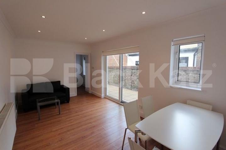 			MINS TO HEATH!, 1 Bedroom, 1 bath, 1 reception Flat			 Haverstock Hill, BELSIZE PARK
