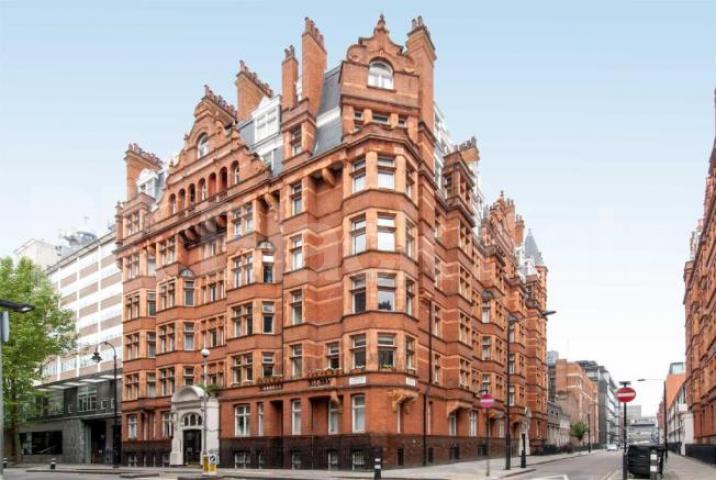 			NEW INSTRUCTION!, 2 Bedroom, 1 bath, 1 reception Flat			 Huntley Street , RUSSELL SQUARE