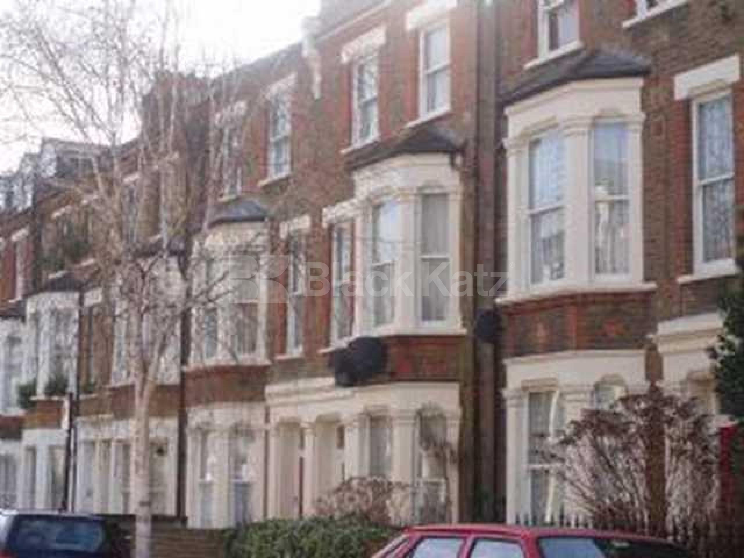 			NEW INSTRUCTION!, 2 Bedroom, 1 bath, 1 reception Flat			 Portnall Road, QUEENS PARK W9