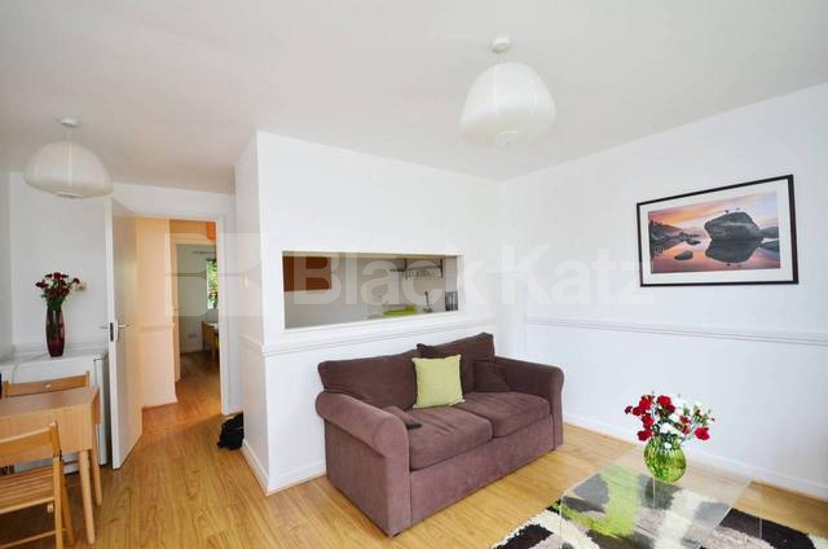 			VIEWINGS RECOMMENDED, 2 Bedroom, 1 bath, 1 reception Flat			 Ward Road, TUFNELL PARK 