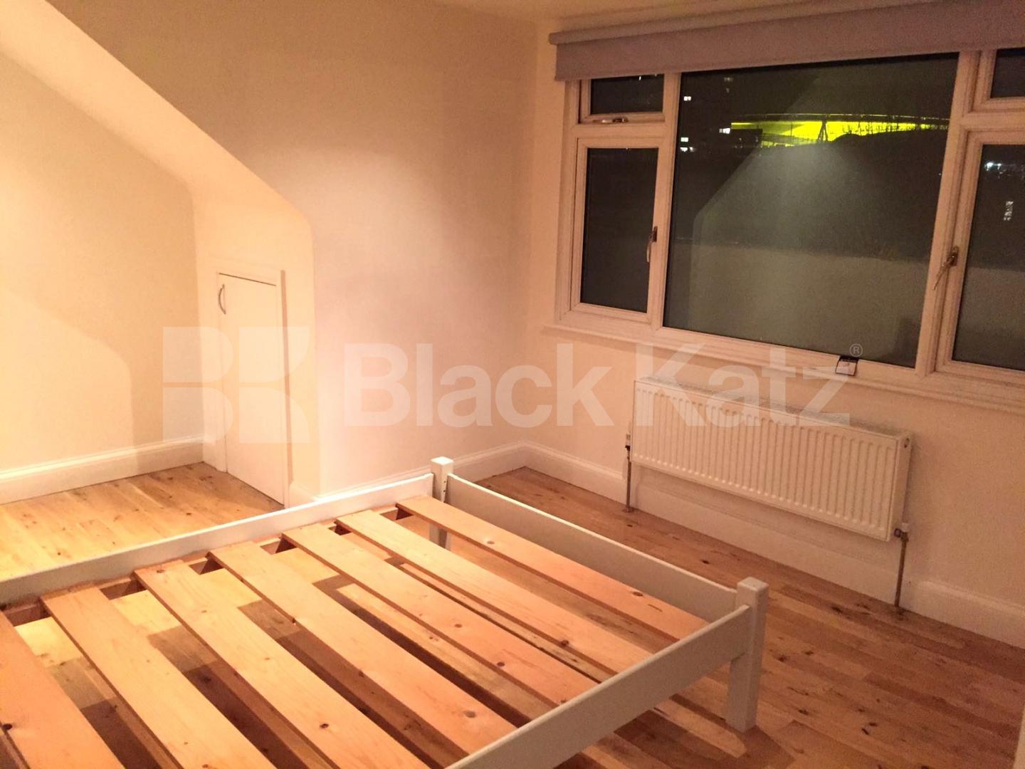 			NEW INSTRUCTION!, 2 Bedroom, 1 bath, 1 reception Flat			 Tollington Road, HOLLOWAY