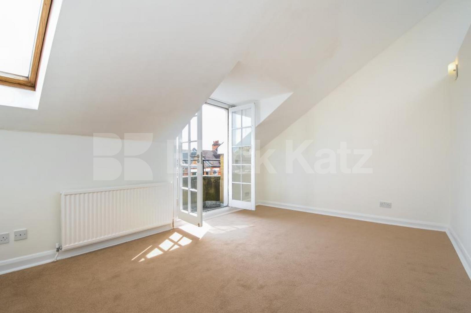 			2 Bedroom, 1 bath, 1 reception Flat			 Dresden Road, HIGHGATE-ARCHWAY-WHITEHALL PARK