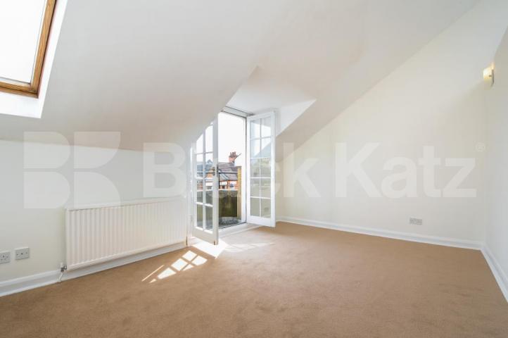			2 Bedroom, 1 bath, 1 reception Flat			 Dresden Road, HIGHGATE-ARCHWAY-WHITEHALL PARK