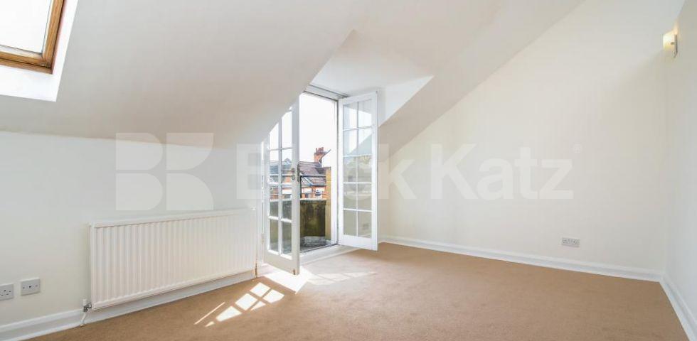 			2 Bedroom, 1 bath, 1 reception Flat			 Dresden Road, HIGHGATE-ARCHWAY-WHITEHALL PARK