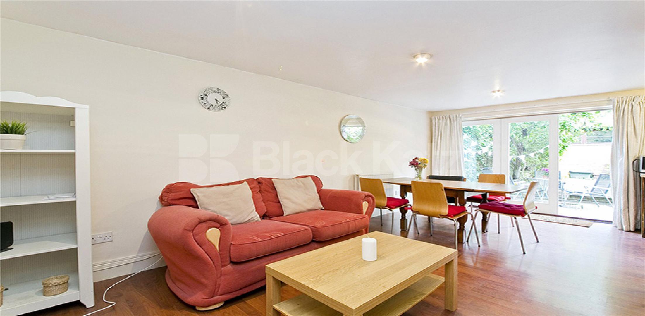 			GARDEN FLAT & AVAIL NOW!, 2 Bedroom, 1 bath, 1 reception Flat			 Sussex Way, HOLLOWAY