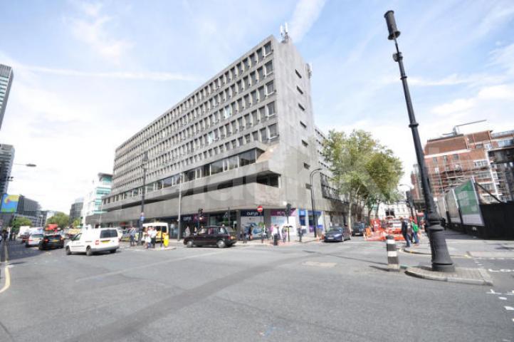 			GREAT FOR 3 SHARERS!, 2 Bedroom, 1 bath, 1 reception Flat			 Grafton Way, WARREN STREET