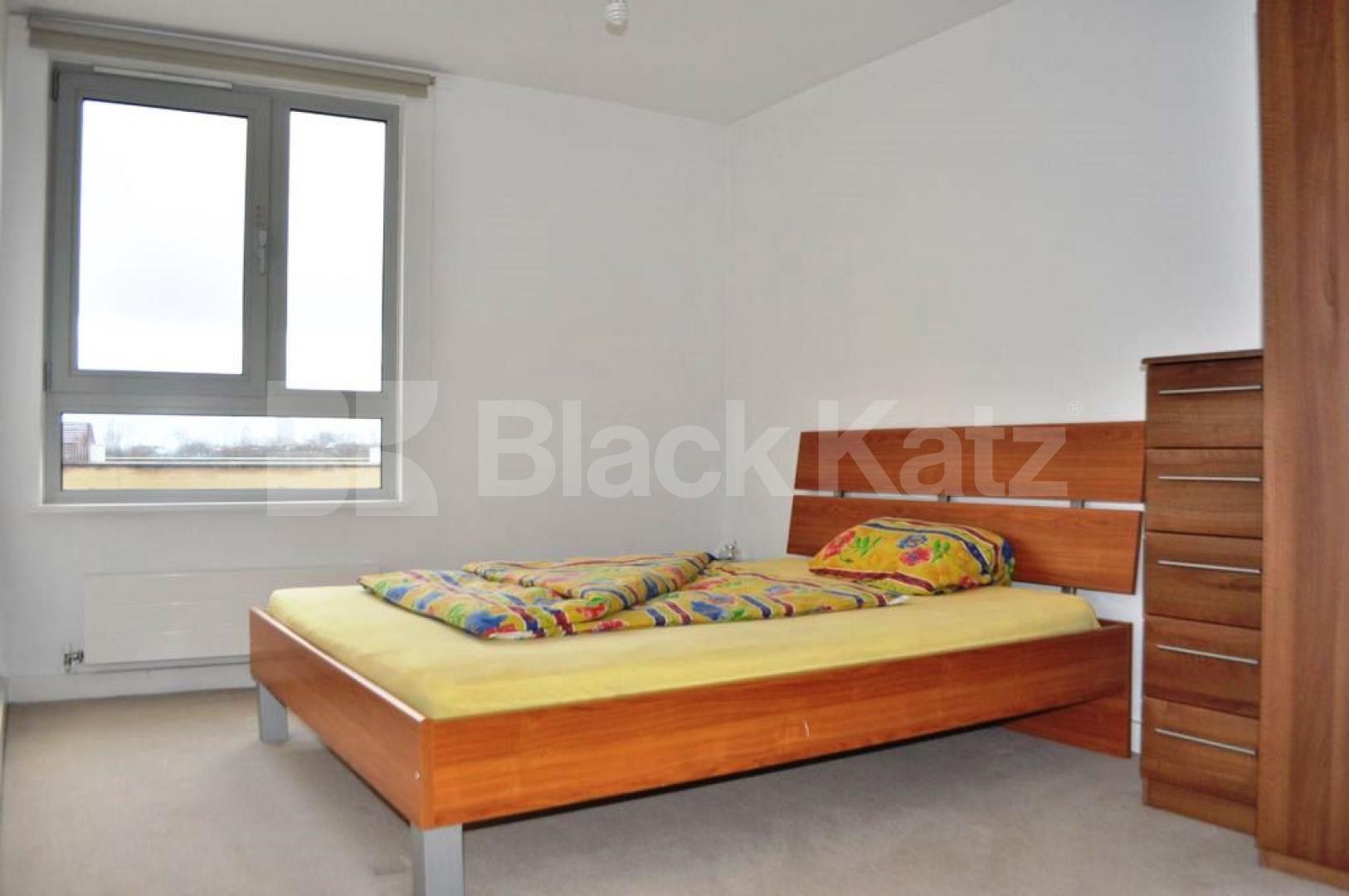 			NEW INSTRUCTION!, 2 Bedroom, 1 bath, 1 reception Flat			 Eden Grove, HOLLOWAY 