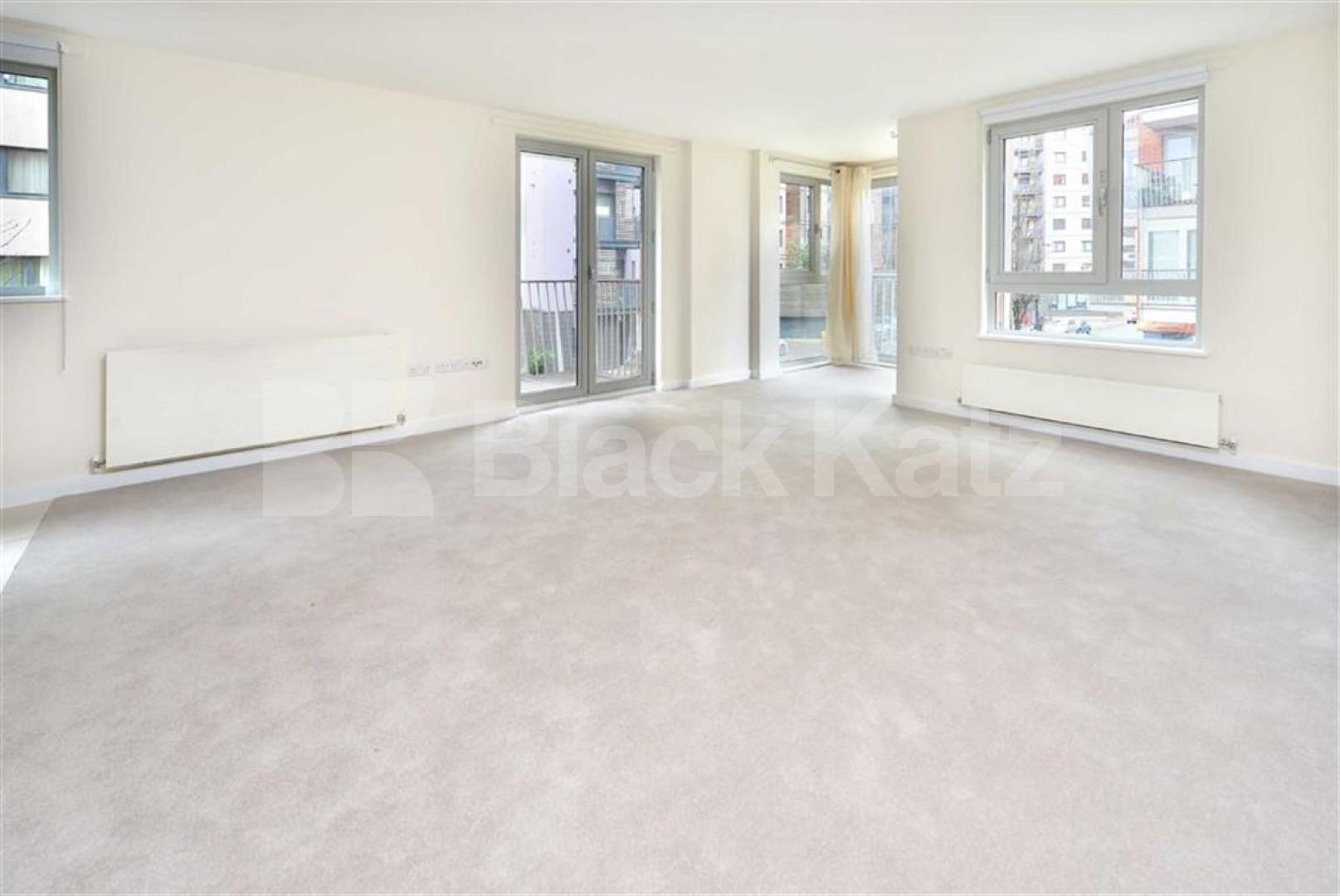 			NEW INSTRUCTION!, 2 Bedroom, 1 bath, 1 reception Flat			 Carrondade Court, Eden Grove, HOLLOWAY