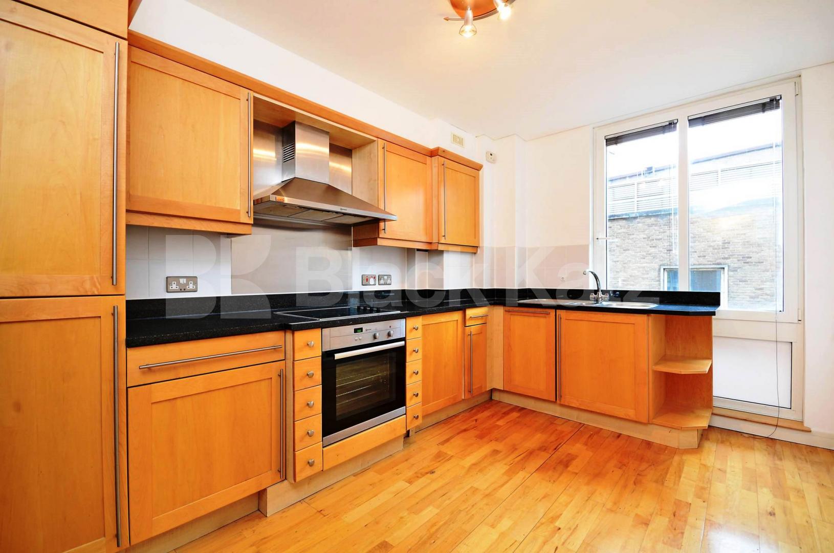 			NEW INSTRUCTION!, 2 Bedroom, 1 bath, 1 reception Flat			 Great Marlbrough Street , SOHO