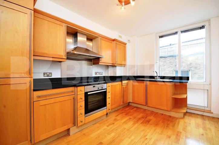 			NEW INSTRUCTION!, 2 Bedroom, 1 bath, 1 reception Flat			 Great Marlbrough Street , SOHO