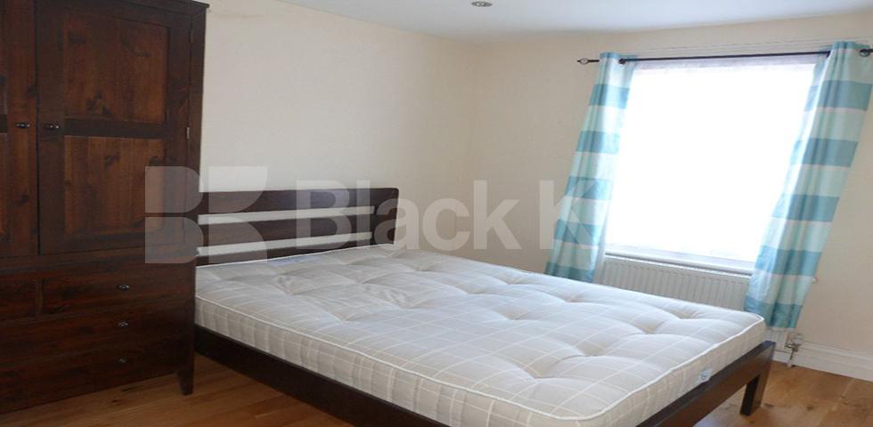 			NEW INSTRUCTION!, 2 Bedroom, 1 bath, 1 reception Flat			 Saltram Crescent, MAIDA VALE