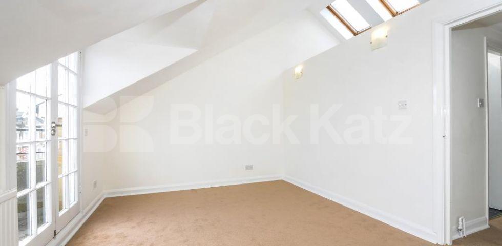 			AVAIL 1/2/17, 2 Bedroom, 1 bath, 1 reception Flat			 Dresden Road, WHITEHALL PARK